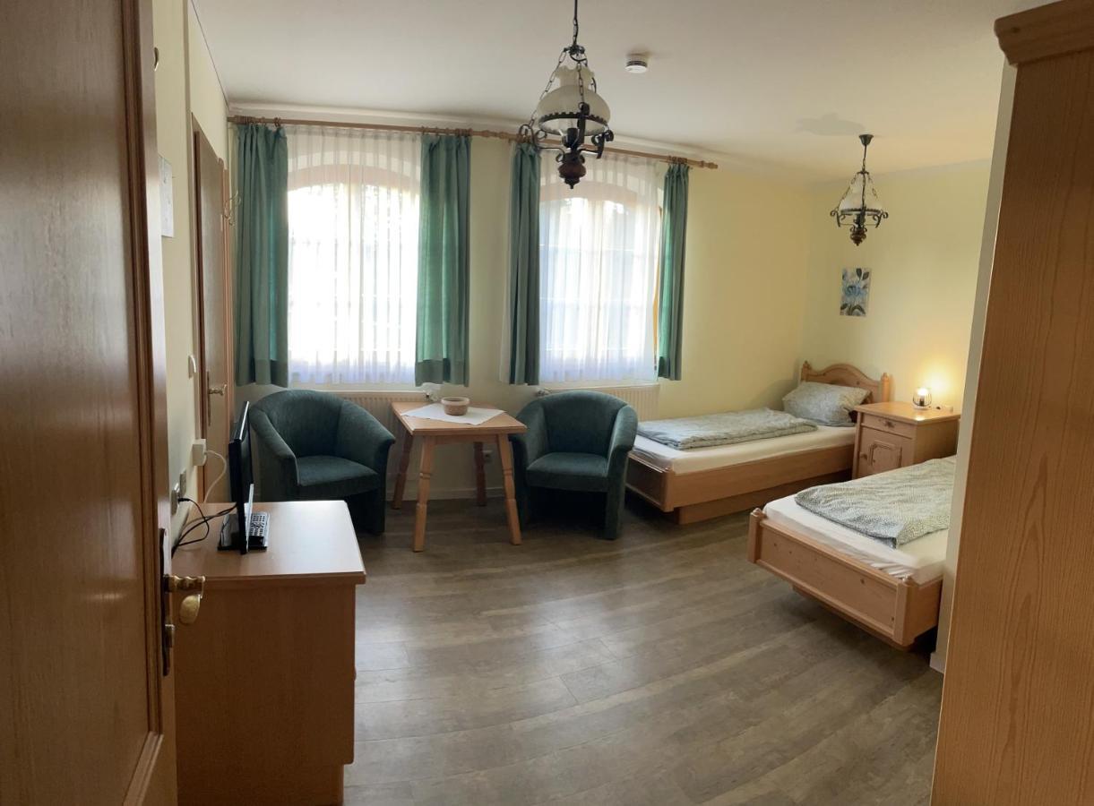 Landgasthof - Braukeller - Fattigau Oberkotzau Luaran gambar